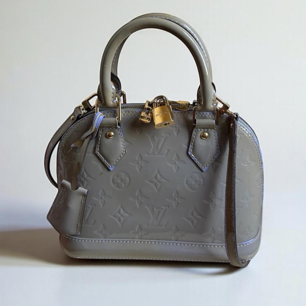 LOUIS VUITTON alma bb crossbody